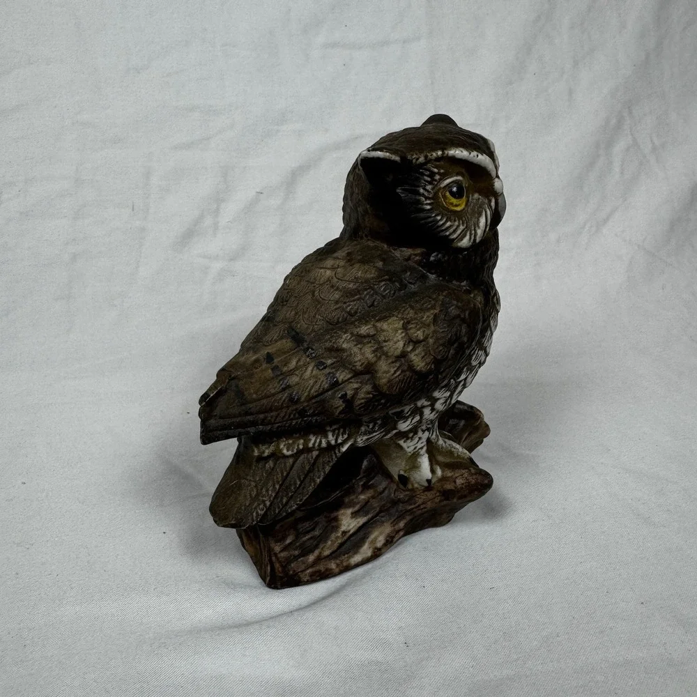 Vintage Ceramic Great Horned Owl Figurine Hand Painted Bird Decor 1114 5 Inch
